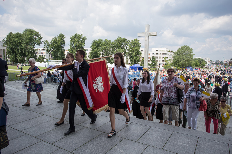 Wprowadzenie relikwii bł. Franciszki Siedliskiej do Świątyni Opatrzności Bożej w Warszawie - zdjęcie 1