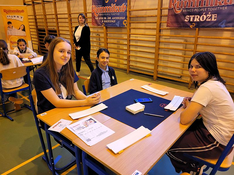 III Małopolskie Mistrzostwa Szkół w Rummikub - zdjęcie 11