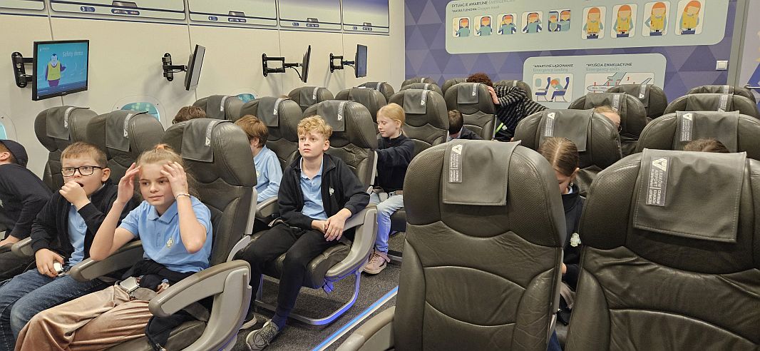 Wycieczka do Centrum Edukacji Lotniczej Kraków Airport 2025 - zdjęcie 9
