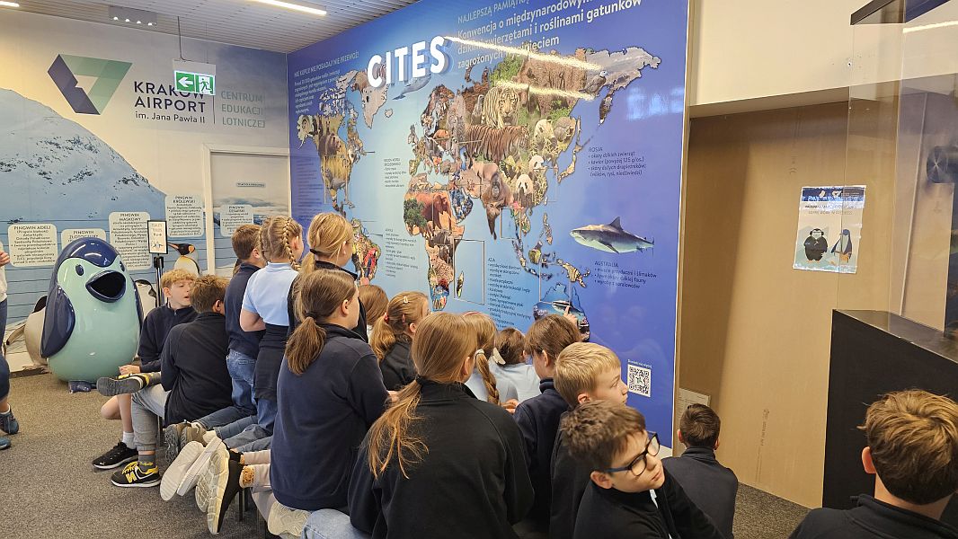 Wycieczka do Centrum Edukacji Lotniczej Kraków Airport 2025 - zdjęcie 17