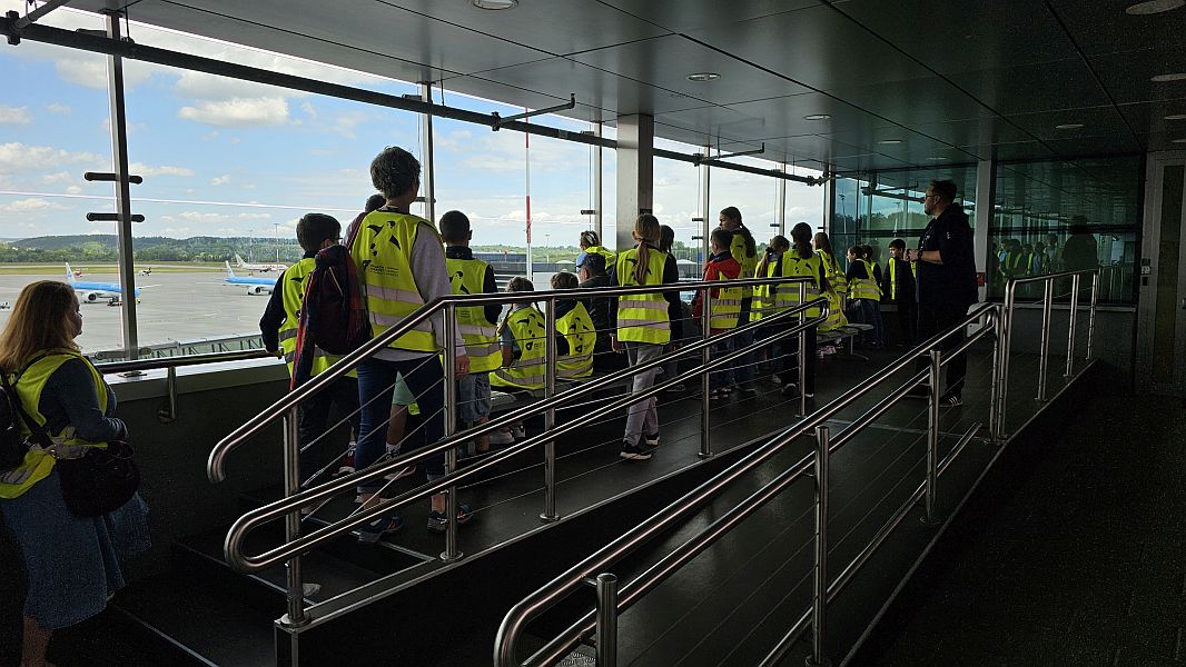 Wycieczka do Centrum Edukacji Lotniczej Kraków Airport 2025 - zdjęcie 33