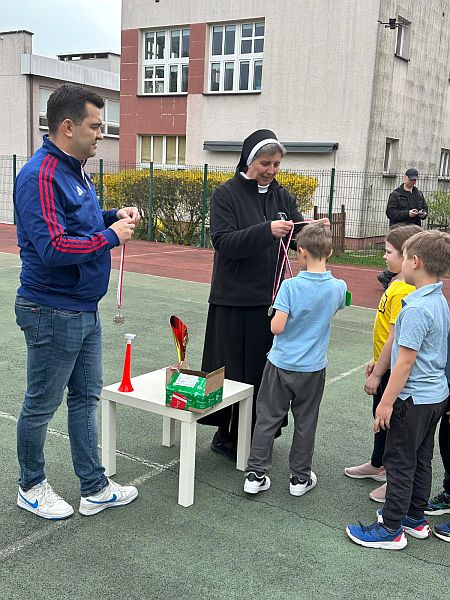 II  BIEG SZTAFETOWY ''WIOSNA'' - zdjęcie 7