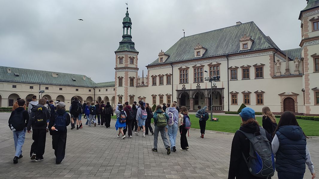 Wycieczka klas 7a i 7b w Góry Świętokrzyskie 2026 - zdjęcie 12