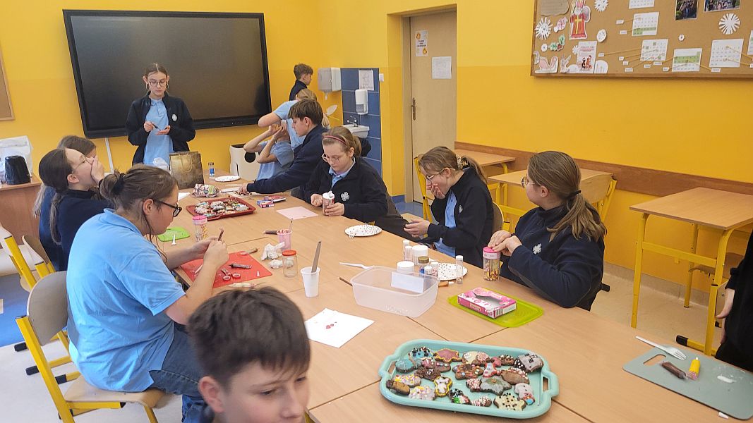 Grudniowe atrakcje w klasie 6 A - zdjęcie 8