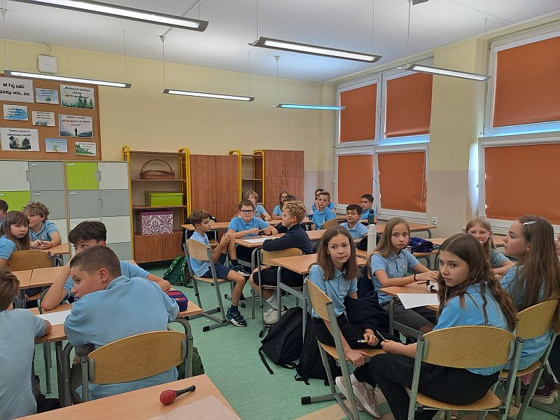 Warsztaty z higieny cyfrowej oraz bezpieczeństwo w sieci - zdjęcie 1