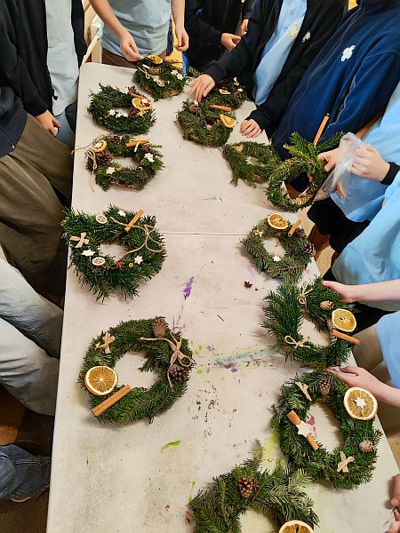 Warsztaty i kolędowanie 2025 w 5a - zdjęcie 3