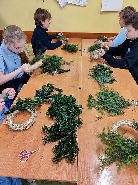 Warsztaty i kolędowanie 2025 w 5a - zdjęcie 5