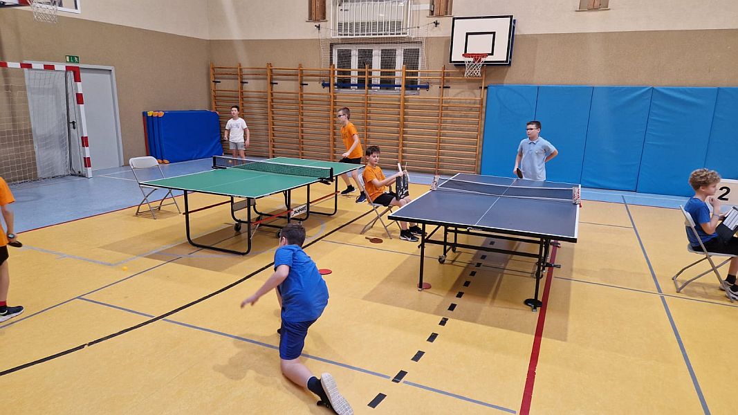 Mikołajkowy Turniej Tenisa Stołowego 2025 - zdjęcie 1