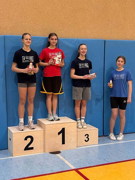 Mikołajkowy Turniej Tenisa Stołowego 2025 - zdjęcie 13