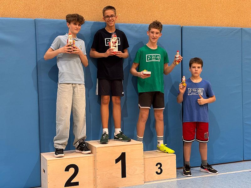 Mikołajkowy Turniej Tenisa Stołowego 2025 - zdjęcie 16