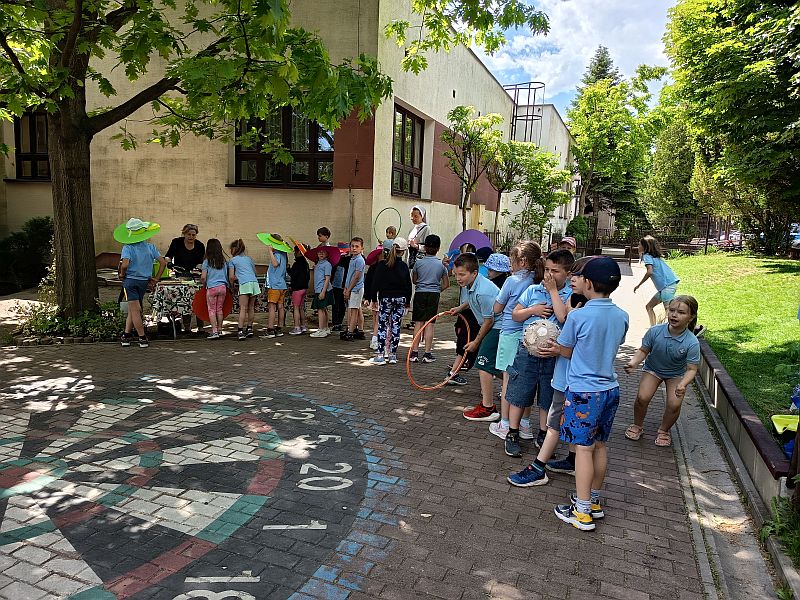 ZDROWO I KOLOROWO – WIOSENNY PIKNIK - zdjęcie 12