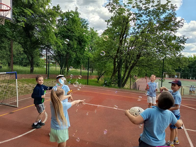 ZDROWO I KOLOROWO – WIOSENNY PIKNIK - zdjęcie 2