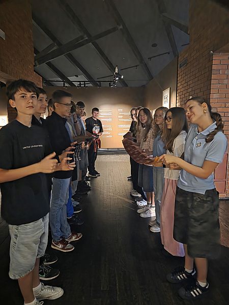 Innowacja pedagogiczna: Język angielski spotyka kulturę Dalekiego Wschodu - zdjęcie 11