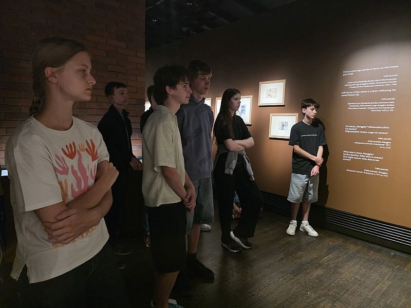 Innowacja pedagogiczna: Język angielski spotyka kulturę Dalekiego Wschodu - zdjęcie 10