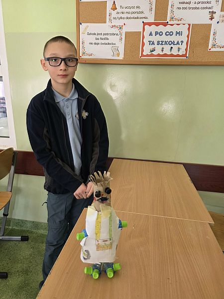 Projekt ''Robot'' w klasach czwartych - zdjęcie 37