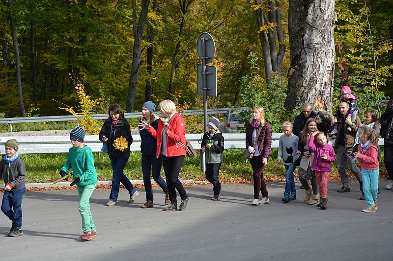 SPOTKANIE INTEGRACYJNE KLASY III - zdjęcie 15