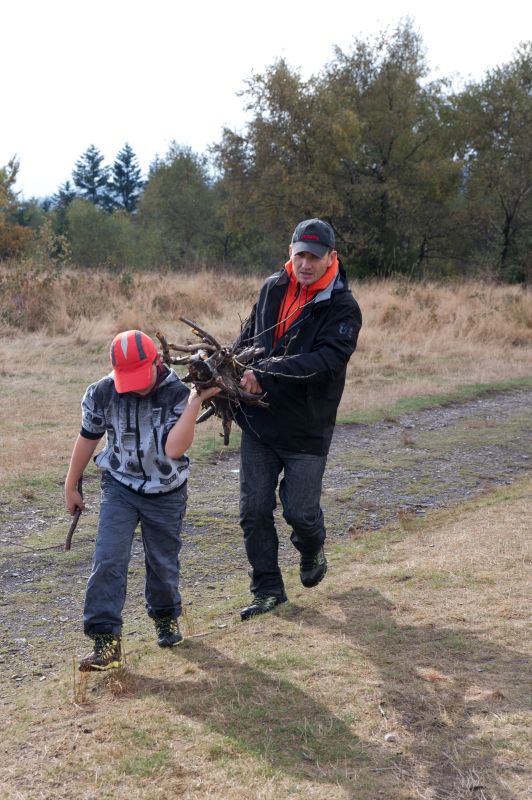 Szkolna wyprawa na Leskowiec 2015 - zdjęcie 16