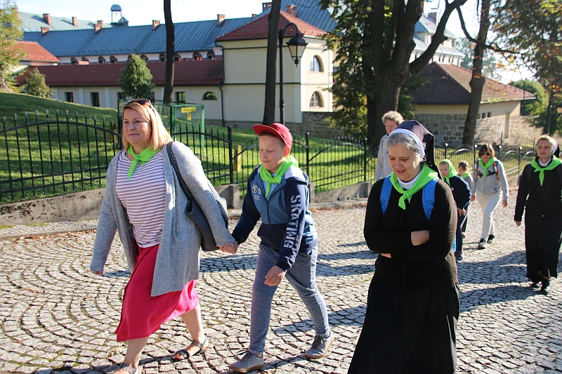 Rodziny u Matki Bożej Kalwaryjskiej - zdjęcie 4